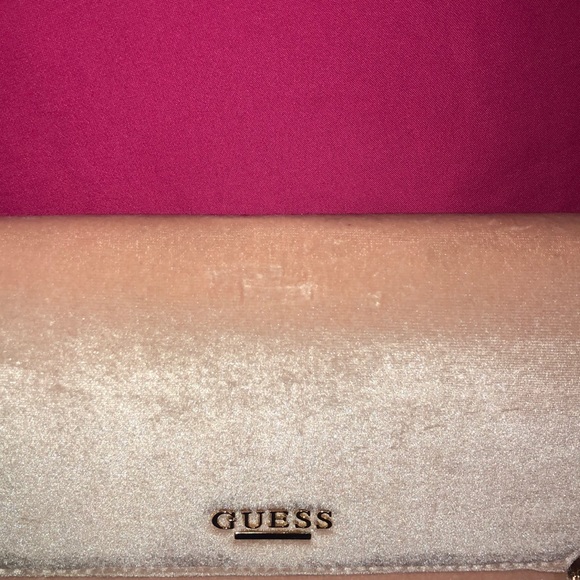 Guess Women’s Handbag🥀. - Picture 3 of 6